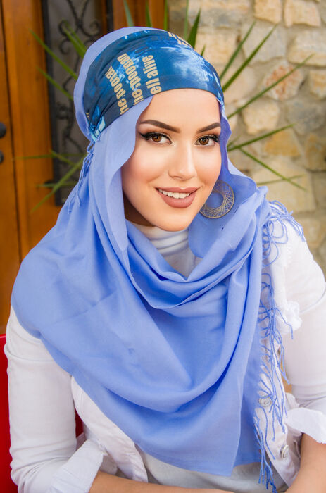 Bebe Mavi Yazı Desen Bandana Hijab