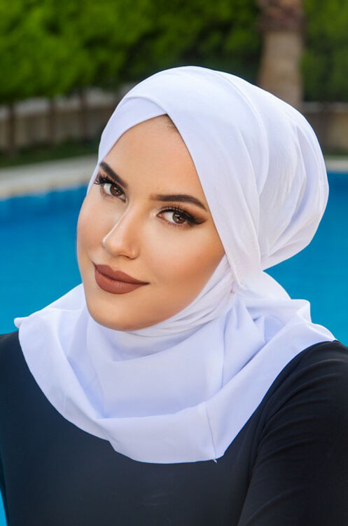 Beyaz Hijab Çapraz Bantlı Havuz ve Deniz Bonesi