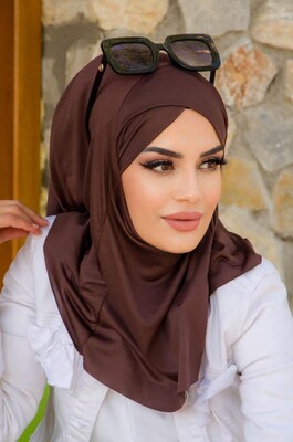 Kahverengi Çapraz Bantlı Medium Size Hijab - Hazır Şal - Thumbnail