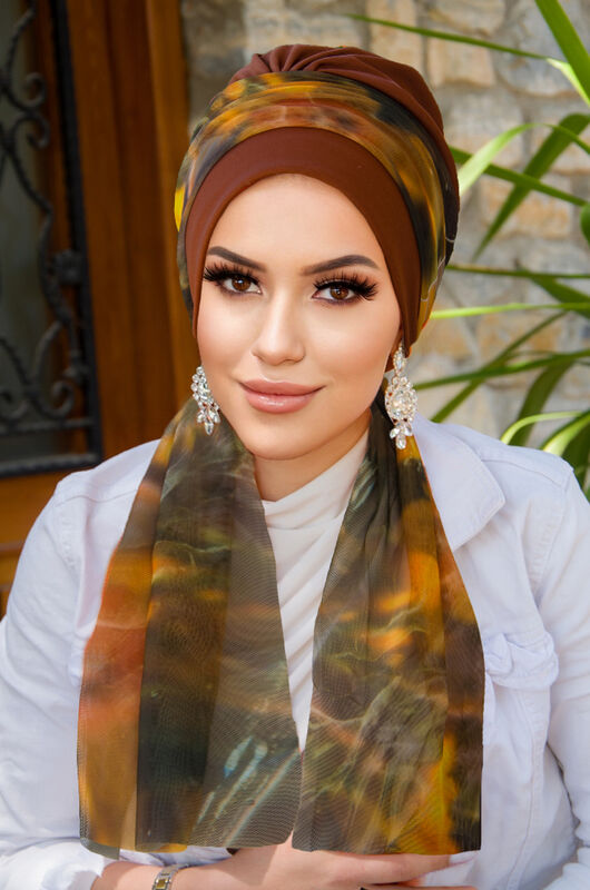 Karamel Kahve Batik Desen Fularlı Bone