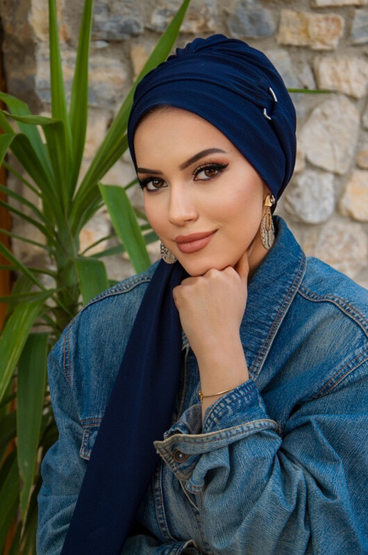 Lacivert Toka Detaylı Atkılı Bone - Thumbnail