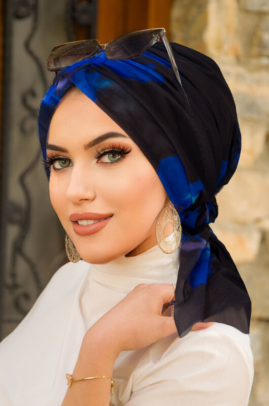 Saks Siyah Desenli Tül Tokalı Bone