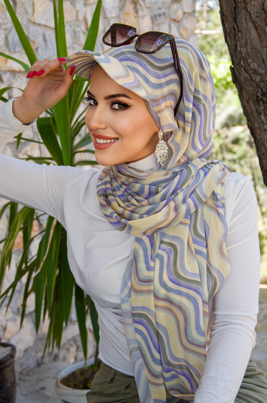 Aişe Tesettür - Soft Tonlar Geometrik Desen Kepli Bandana Şapka Şal (1)